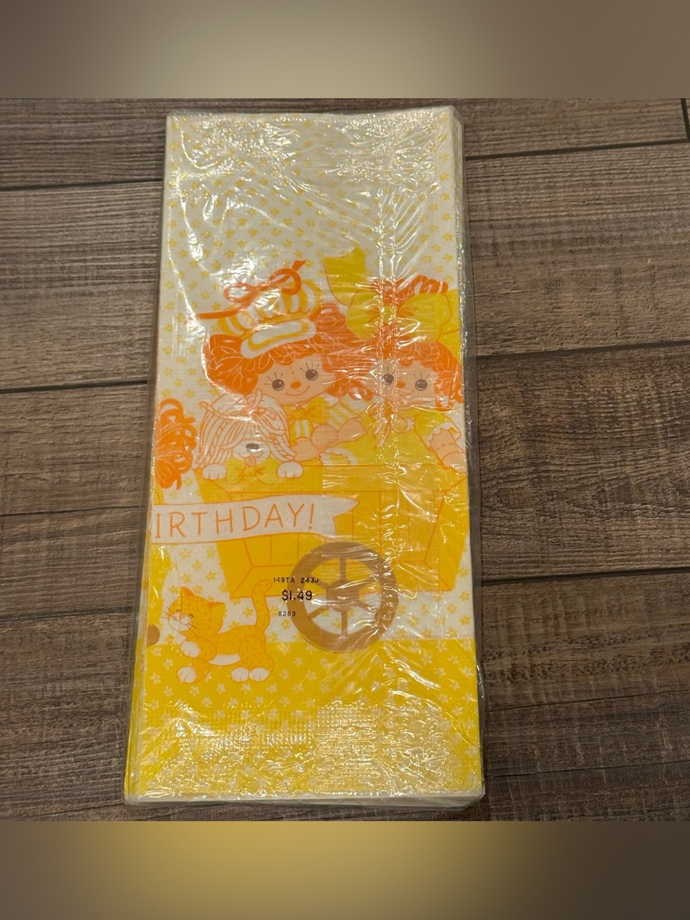 VTG Raggedy Ann & Andy Hallmark Paper Tablecloth Yellow Party Birthday NOS 70'S